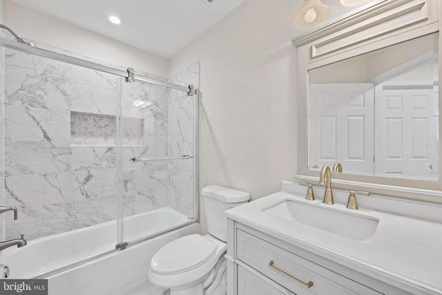 8880 PAPILLON DR, Ellicott City, MD 21043