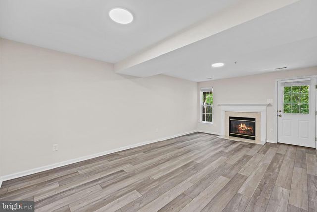8880 PAPILLON DR, Ellicott City, MD 21043