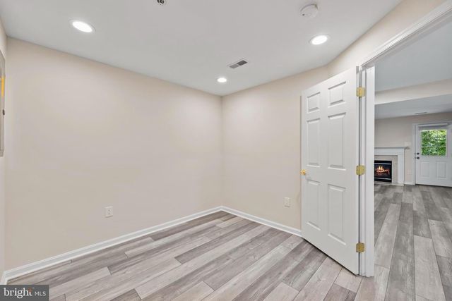 8880 PAPILLON DR, Ellicott City, MD 21043