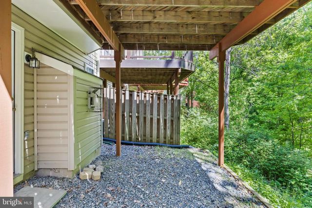 8880 PAPILLON DR, Ellicott City, MD 21043