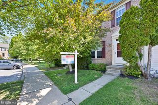 8880 PAPILLON DR, Ellicott City, MD 21043