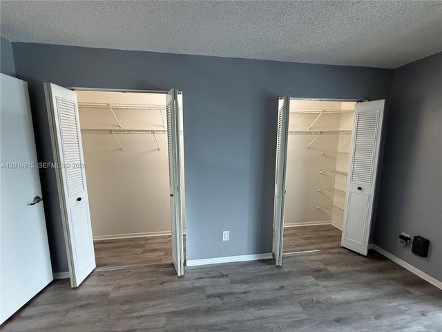 18 Lake Vista Trl Apt 204, Port St Lucie, FL 34952