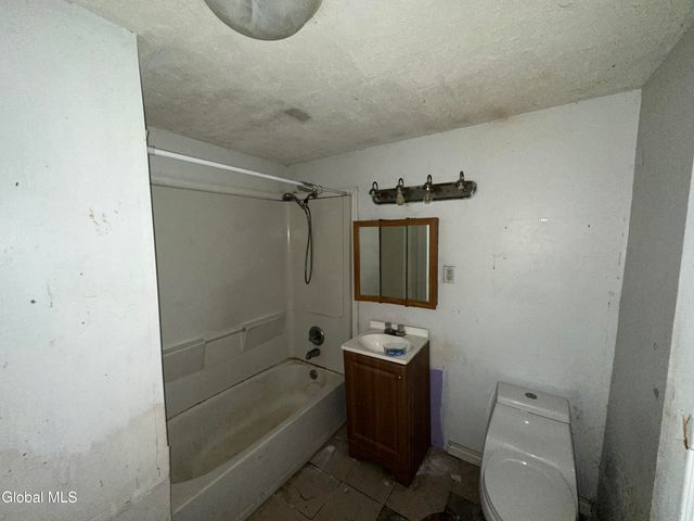 1328 4th Avenue, Watervliet, NY 12189