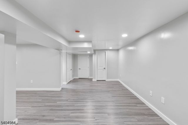 33 Mcauliffe Dr, North Brunswick Twp., NJ 08902