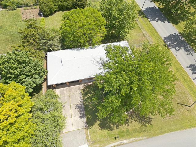 230 S Westview, Andover, KS 67002