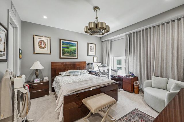 2047 Westcreek Lane 403, Houston, TX 77027