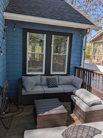98 Rock Glen Rd, Medford, MA 02155