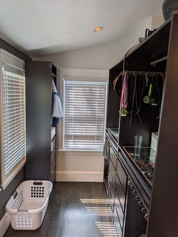 98 Rock Glen Rd, Medford, MA 02155