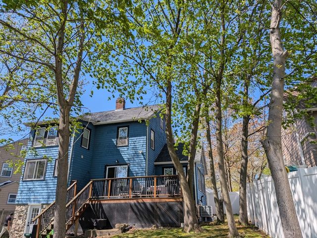 98 Rock Glen Rd, Medford, MA 02155