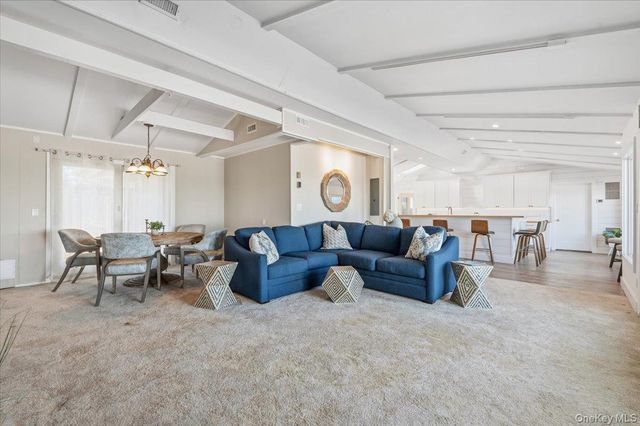 112 Soundview Drive, Montauk, NY 11954