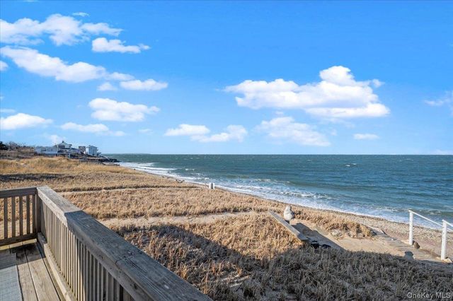 112 Soundview Drive, Montauk, NY 11954