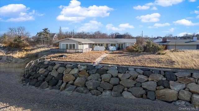 112 Soundview Drive, Montauk, NY 11954
