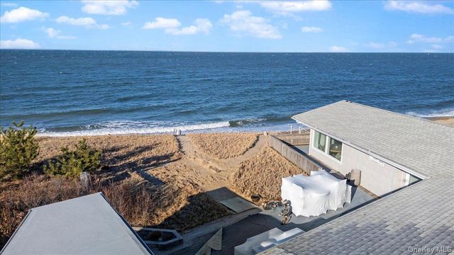 112 Soundview Drive, Montauk, NY 11954