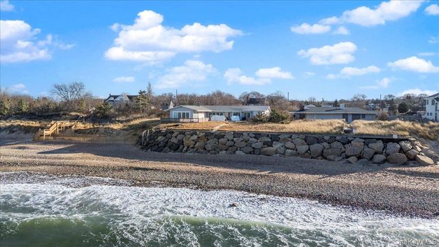112 Soundview Drive, Montauk, NY 11954