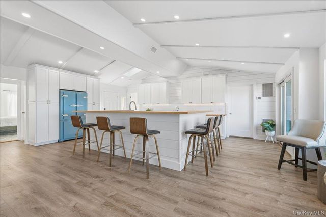 112 Soundview Drive, Montauk, NY 11954