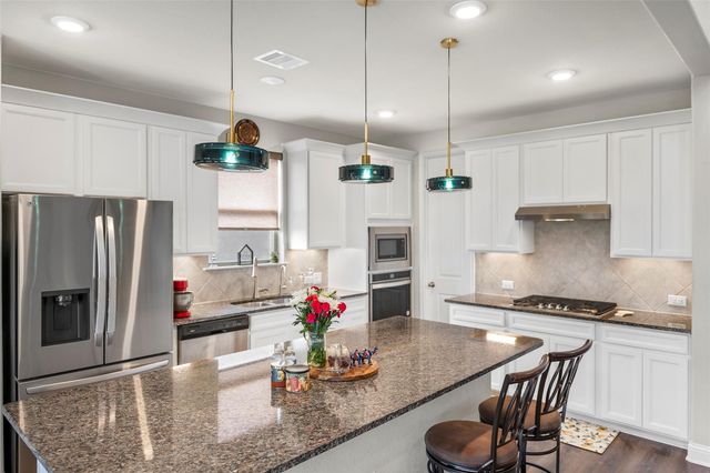 10810 Carolina Willow Court, Cypress, TX 77433