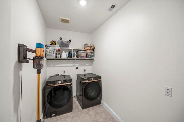 10810 Carolina Willow Court, Cypress, TX 77433