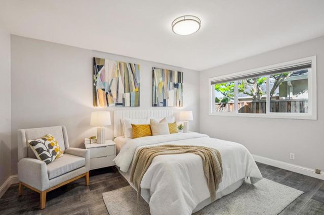 2825 Washington Avenue, Redwood City, CA 94061