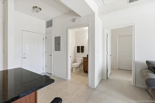 9530 Cook Avenue 411, Oak Lawn, IL 60453