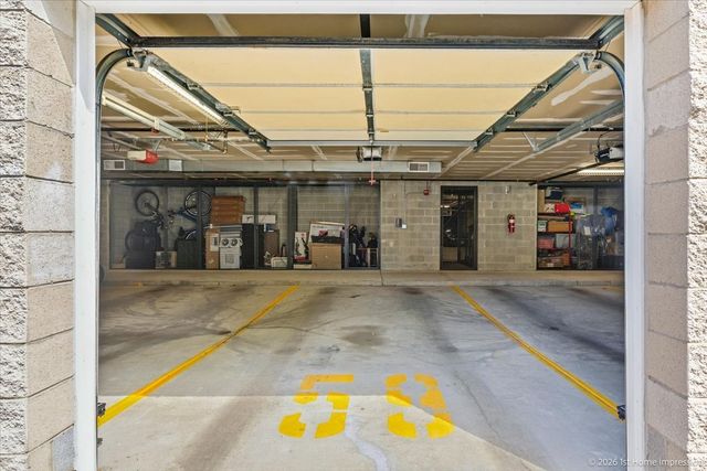 9530 Cook Avenue 411, Oak Lawn, IL 60453