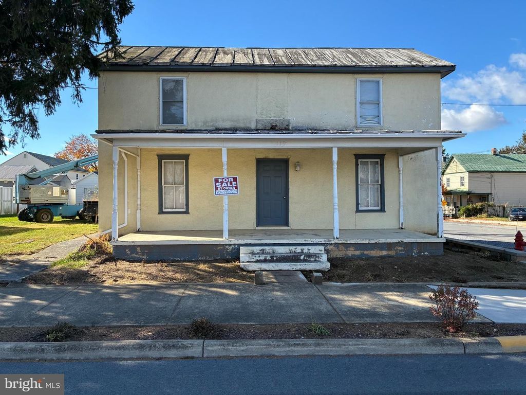 115 MILDRED ST, Ranson, WV 25438