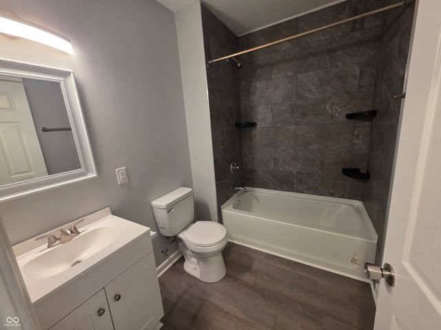 836 N Lasalle Street, Indianapolis, IN 46201