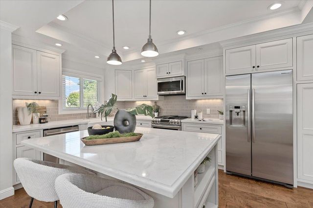 1720 Maryland Street, Redwood City, CA 94061