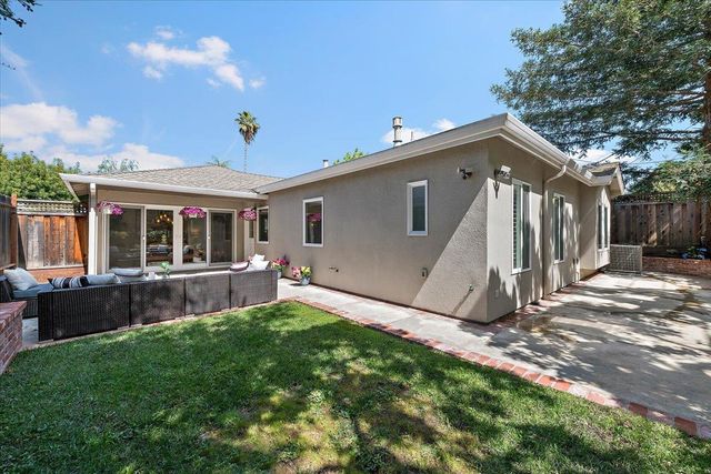 1720 Maryland Street, Redwood City, CA 94061