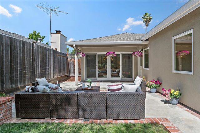 1720 Maryland Street, Redwood City, CA 94061