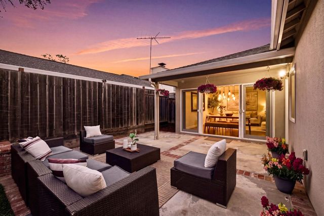 1720 Maryland Street, Redwood City, CA 94061
