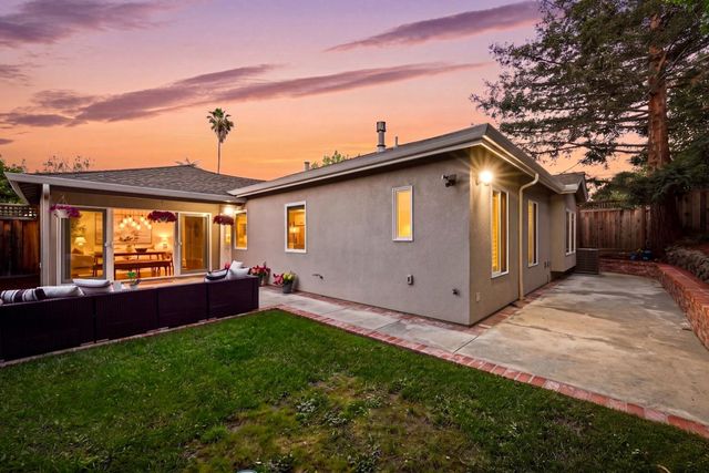 1720 Maryland Street, Redwood City, CA 94061