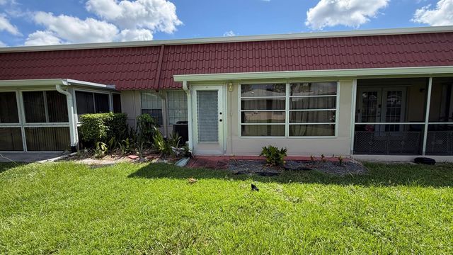 214 DOWN EAST Lane, Lake Worth, FL 33467