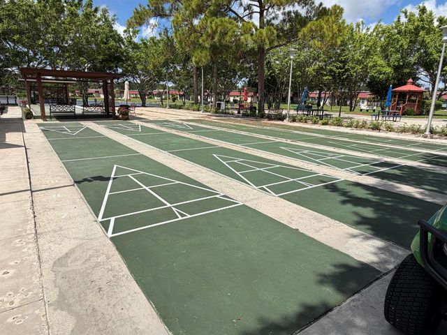 214 DOWN EAST Lane, Lake Worth, FL 33467