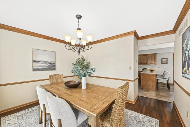 150 Fairfield COURT, Oak Creek, WI 53154