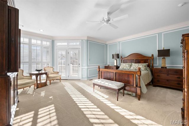 260 Carlyle Lake Drive, Creve Coeur, MO 63141