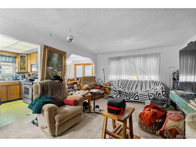 4606 La Cresta Dr, Colorado Springs, CO 80918