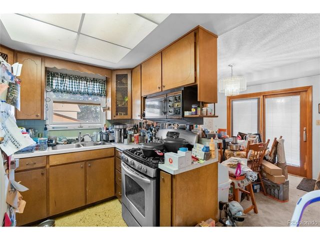 4606 La Cresta Dr, Colorado Springs, CO 80918