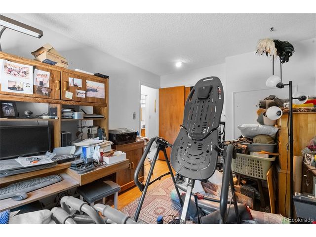 4606 La Cresta Dr, Colorado Springs, CO 80918
