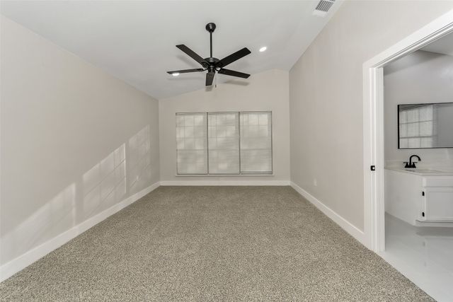 2549 Creekwood Lane, Fort Worth, TX 76123