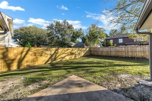 2549 Creekwood Lane, Fort Worth, TX 76123