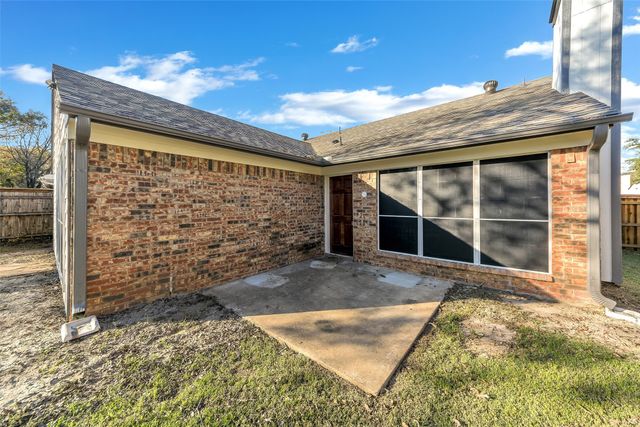2549 Creekwood Lane, Fort Worth, TX 76123