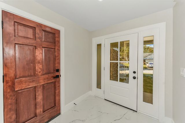 2549 Creekwood Lane, Fort Worth, TX 76123