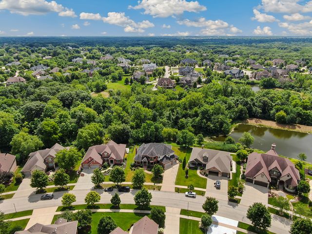 12635 Chiszar Drive, Mokena, IL 60448