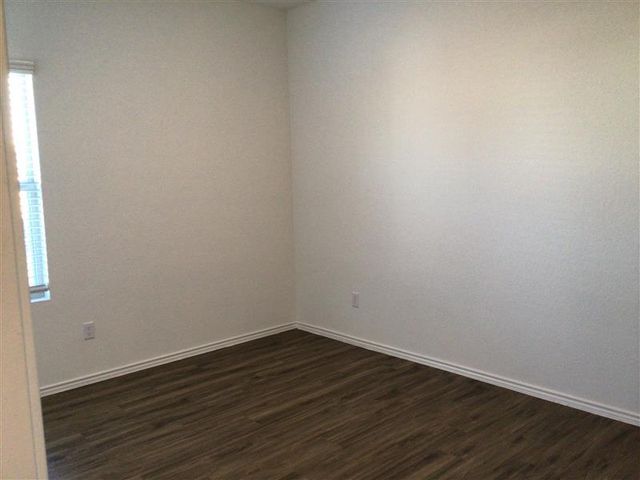 565 Big Rocky BND, Georgetown, TX 78626