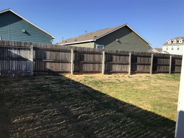 565 Big Rocky BND, Georgetown, TX 78626