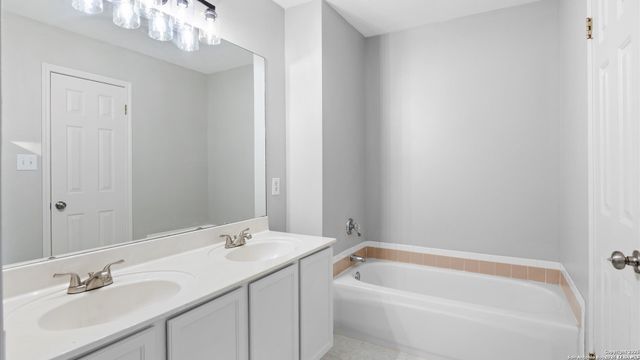 2812 Berry Patch, Schertz, TX 78154