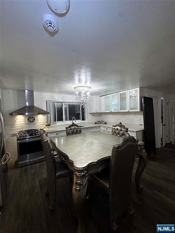 287 E 27th Street, Paterson, NJ 07514