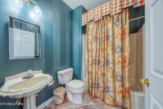 7809 Webster Drive, Knoxville, TN 37938
