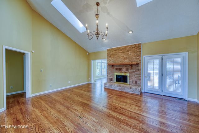 7809 Webster Drive, Knoxville, TN 37938