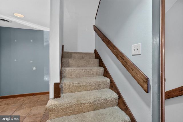 620 CEDAR RIDGE LANE, Mechanicsburg, PA 17055